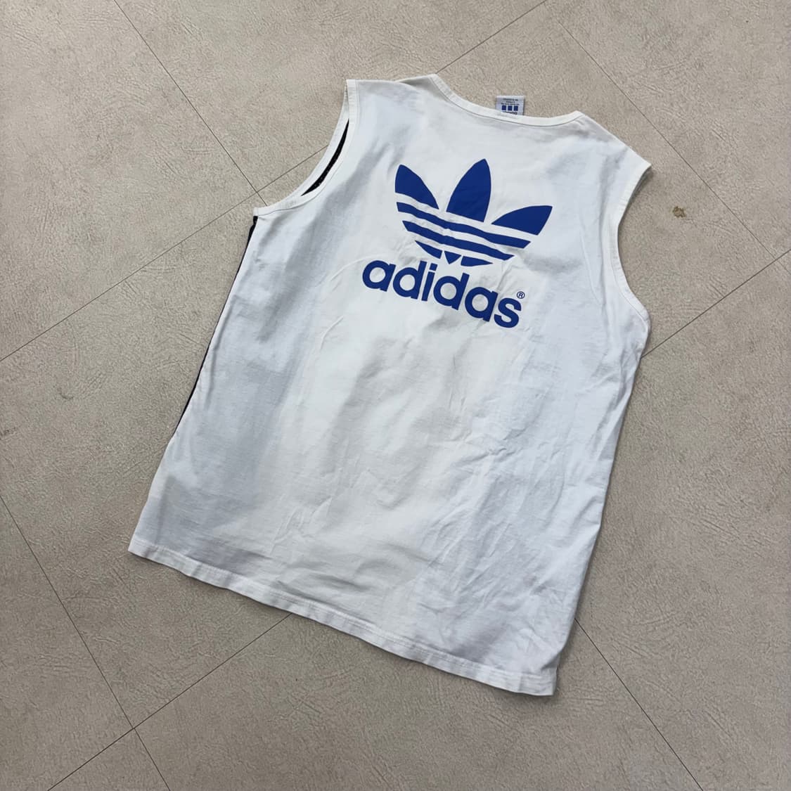 아디다스 빅로고 올드스쿨 슬리브리스 상품이미지3