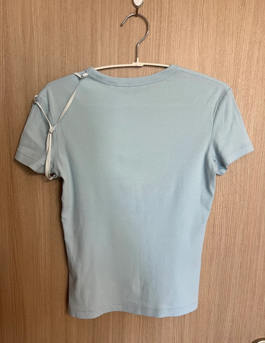 핼무트랭 어깨 디테일 티셔츠 상품이미지4