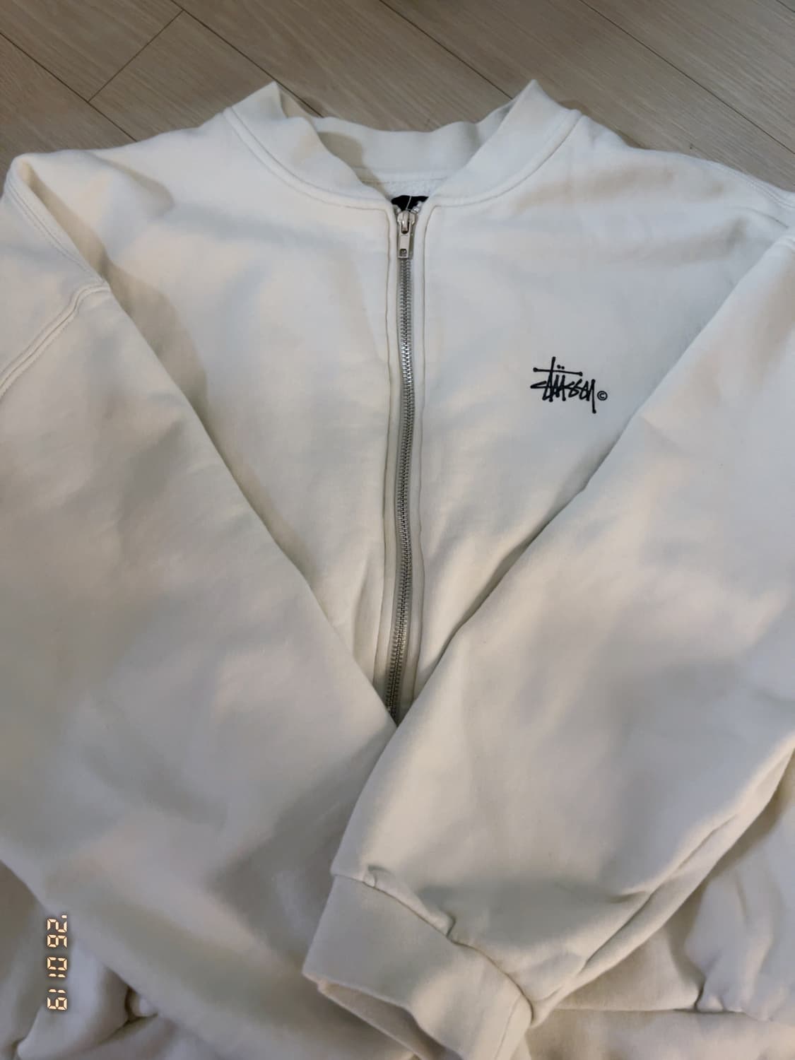 스투시 화이트 자켓 상품이미지2