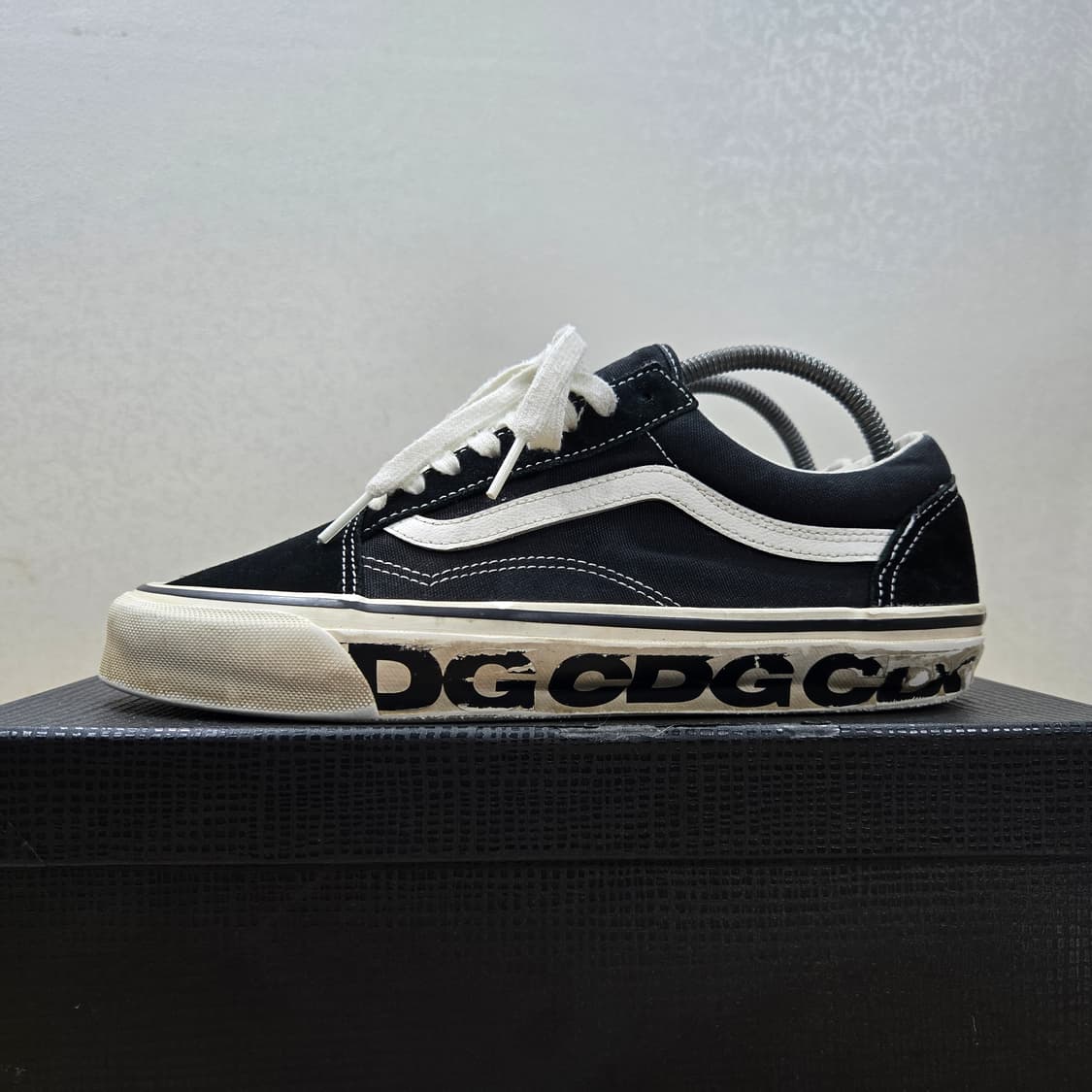 265 반스 x CDG 볼트 올드스쿨 OG  상품이미지3