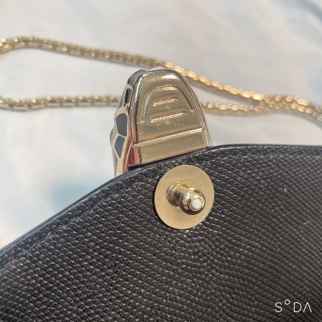 불가리 세르펜티 블랙 숄더백 체인백 상품이미지4