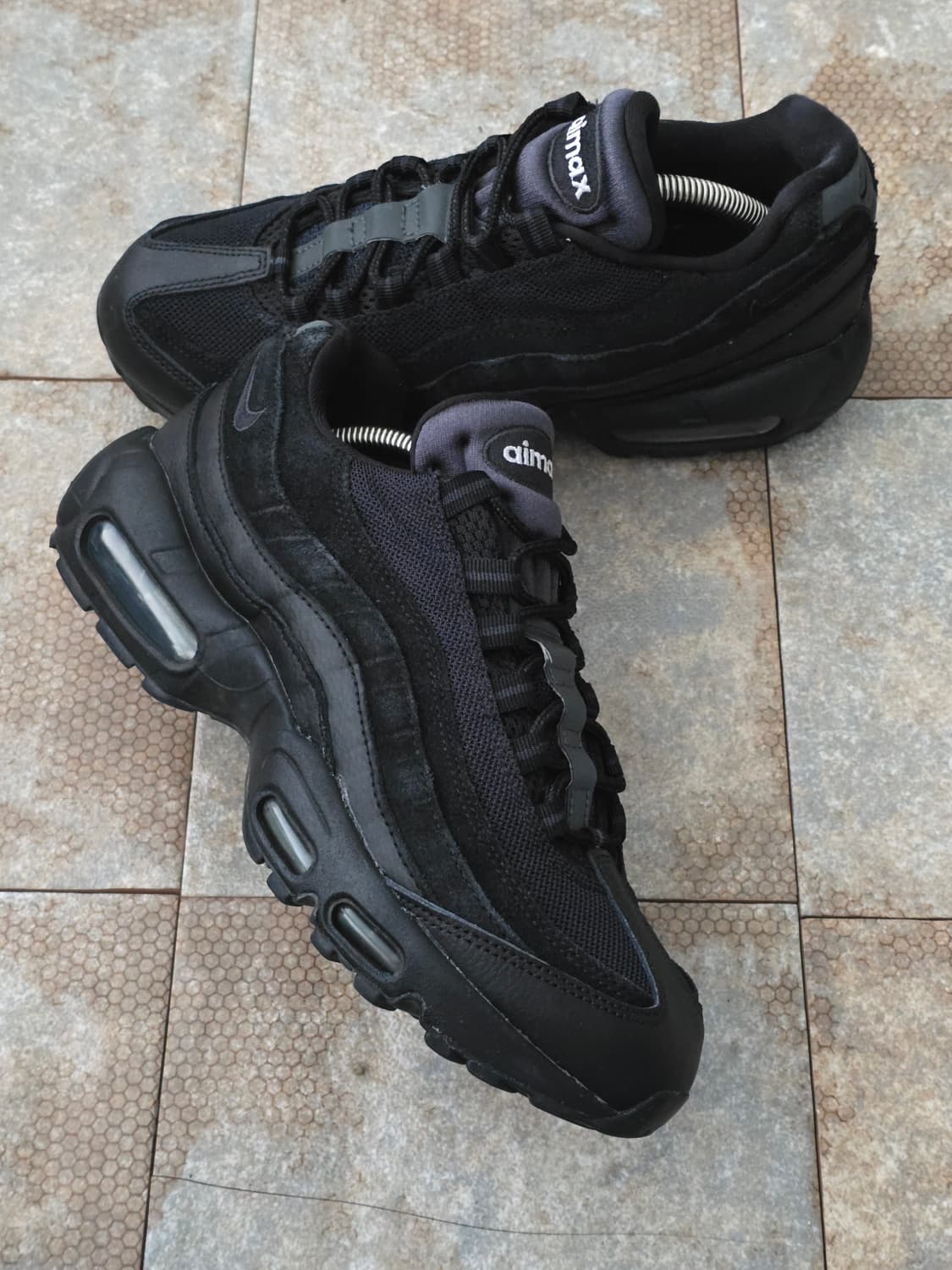 (250)나이키 에어맥스 95 에센셜 트리플 블랙 상품이미지6