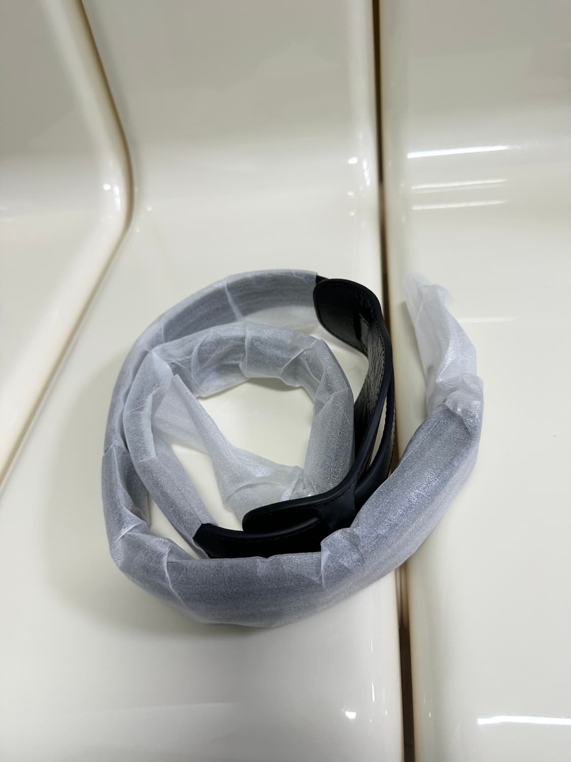 [SA 정품] 발렌시아가 시티 모터백 미디움 블랙 로고스트랩 상품이미지7