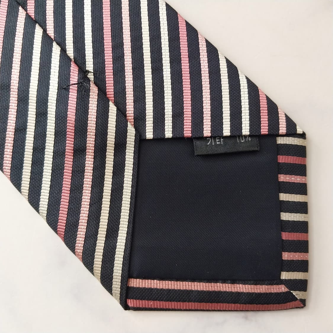 아쿠아스큐텀 실크 스트라이프 넥타이 9.5cm A+등급 K1987
 상품이미지8