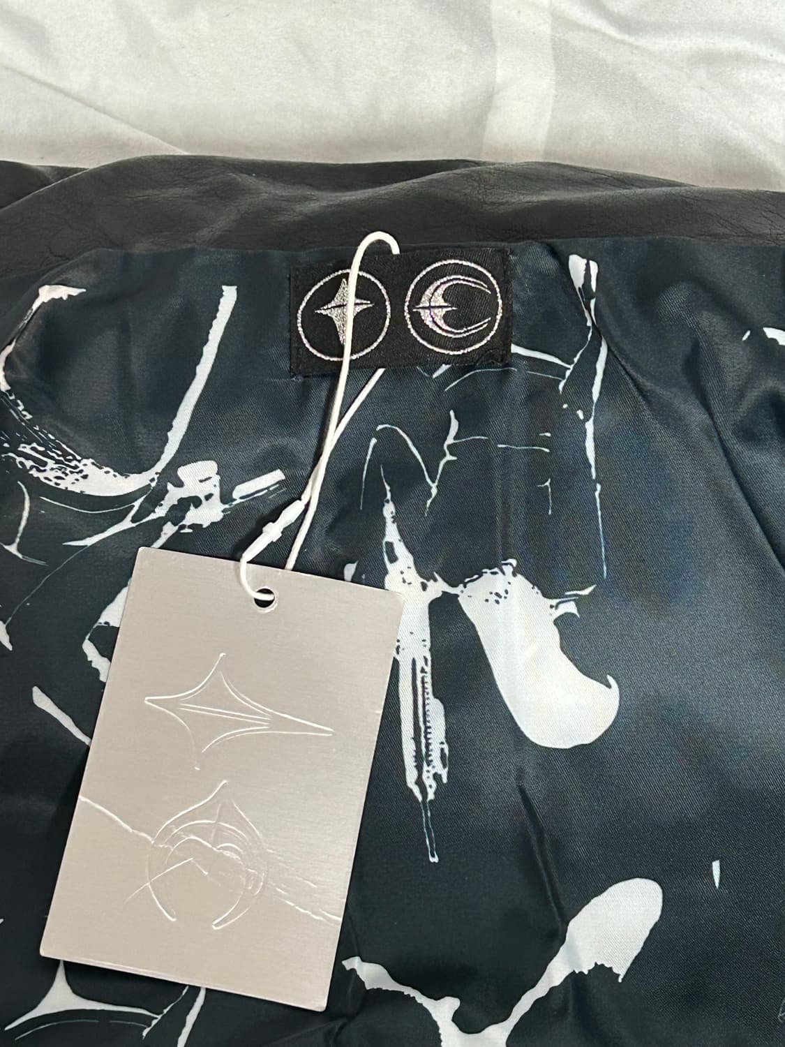 떠그클럽 레더 패딩 점퍼 3에러 상품이미지10