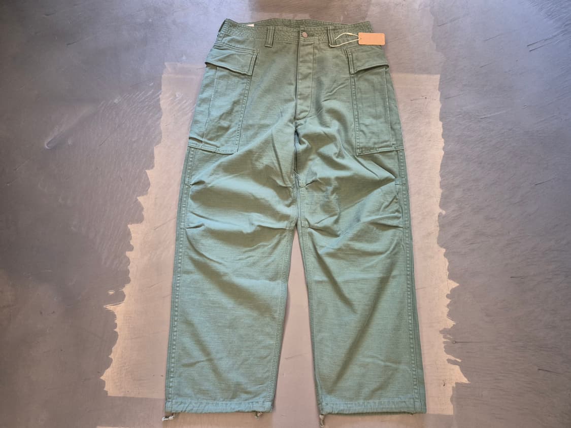 SASSAFRAS flower trug pants 상품이미지1