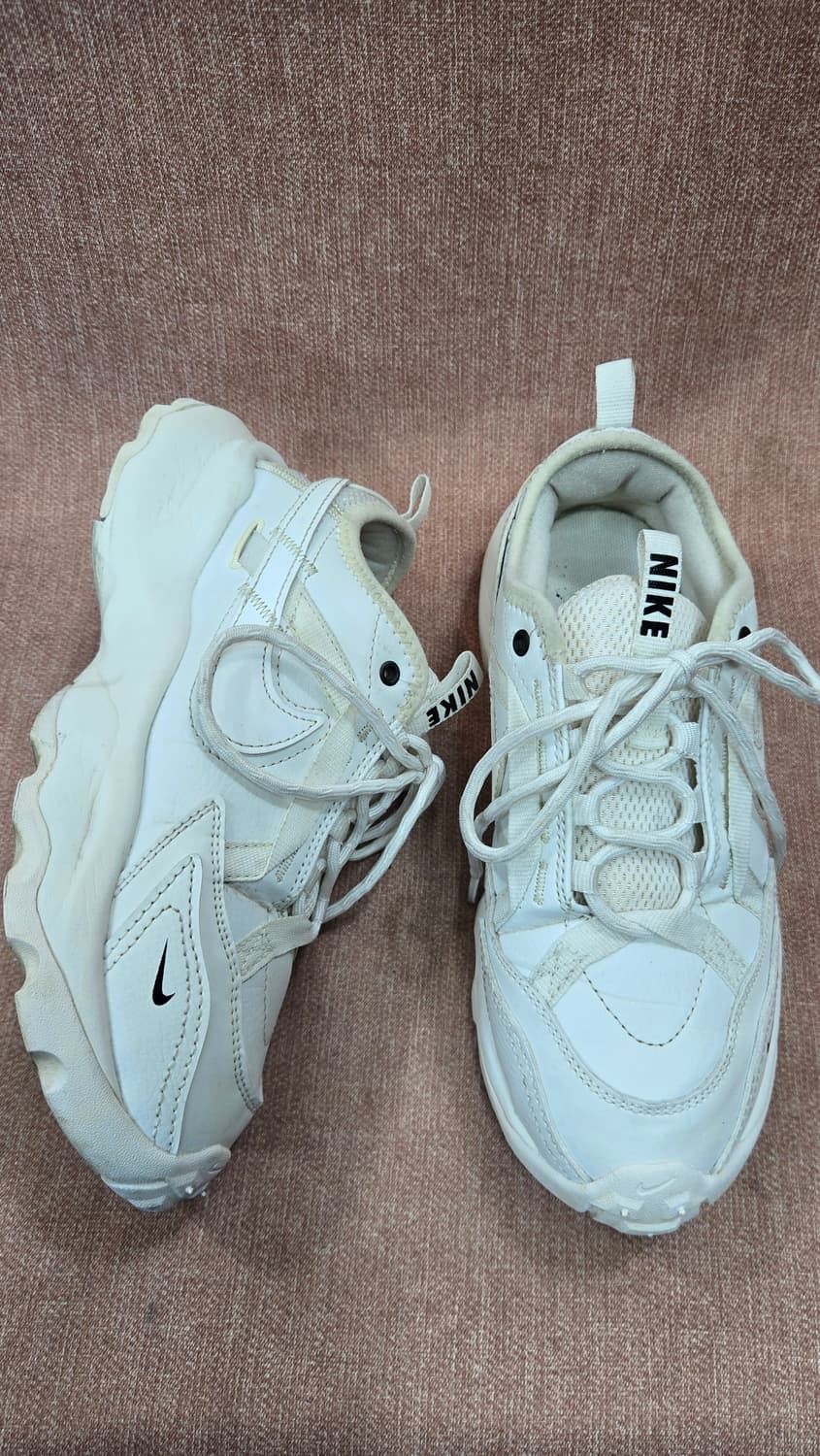 나이키 250mm- NIKE 나이키 써밋화이트 운동화 상품이미지1