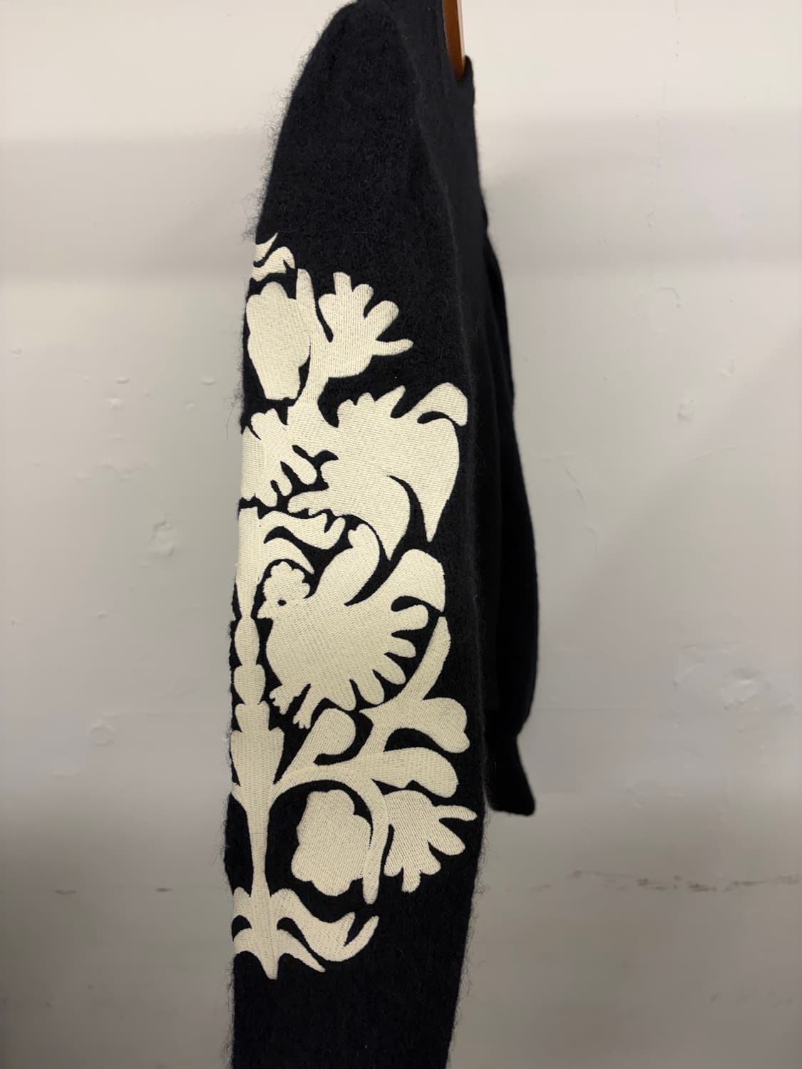 산드로 블랙 패턴 스웨터 니트 상품이미지2