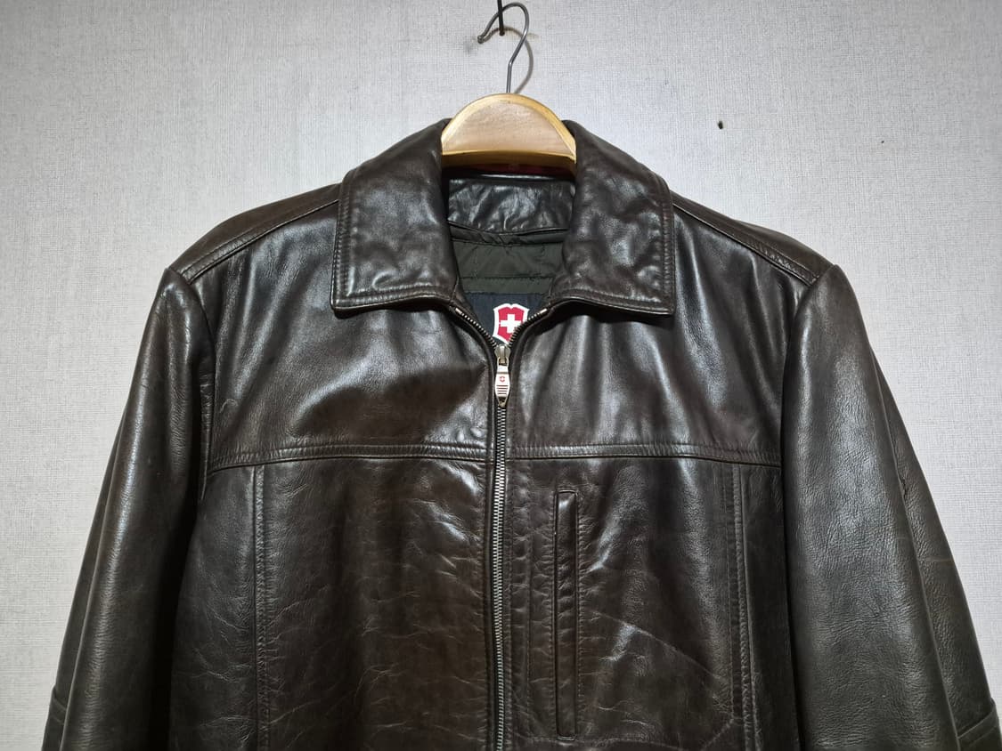 VICTORiNOX 빅토리녹스 가죽자켓( m) 상품이미지3