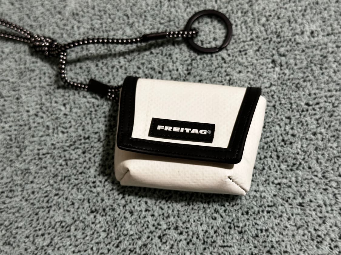 (NEW)새제품 프라이탁 올흰 미니 메신저 키링/에어팟 파우치키링 상품이미지1