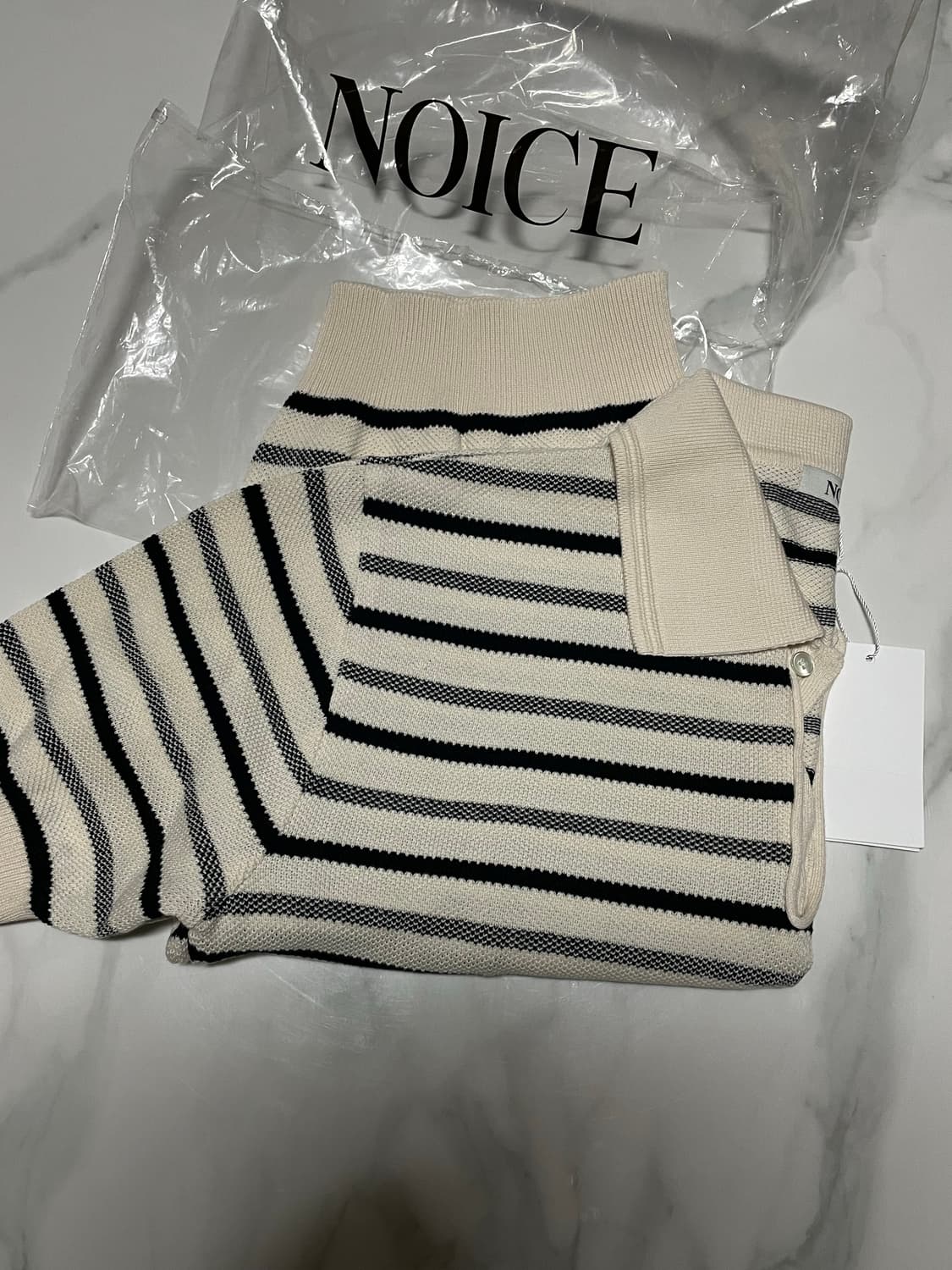 노이스 NOICE 코튼 스트라이프 니트 폴로 - 오트밀(새상품,미착용) 상품이미지4
