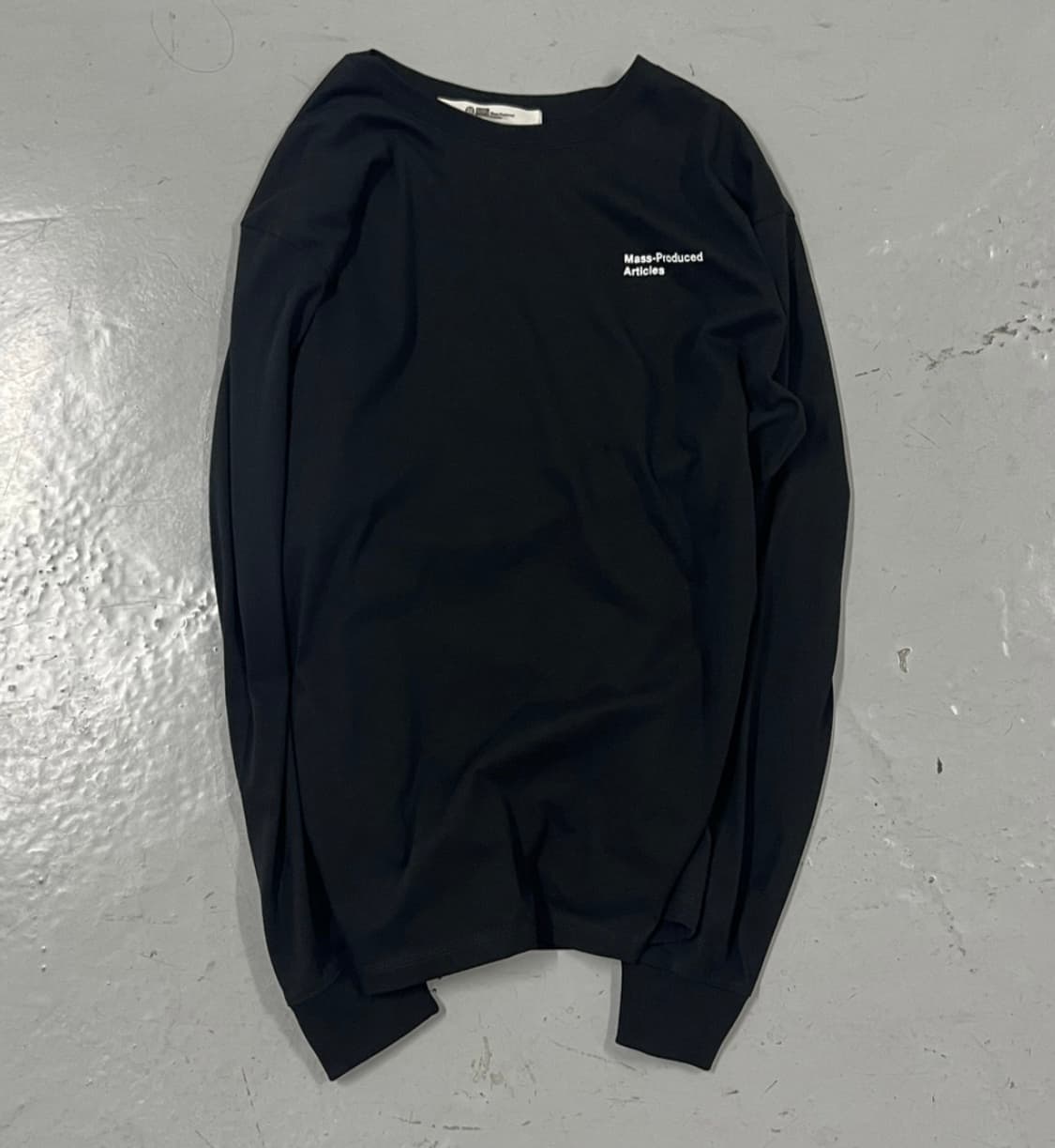 [M] 플라스틱 프로덕트 롱슬리브 블랙 상품이미지1