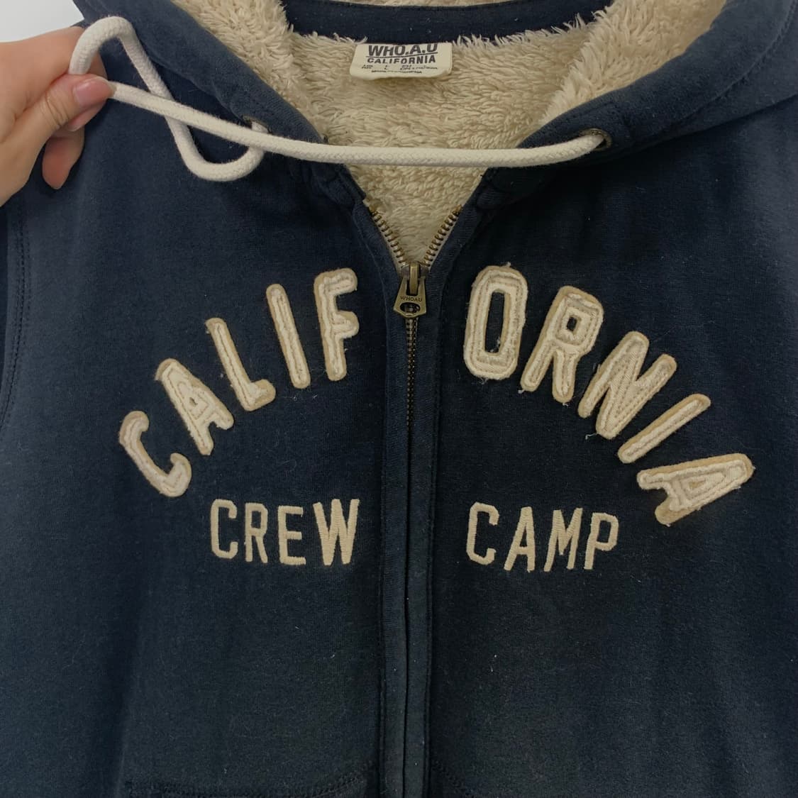 후아유 y2k 와투케 블랙 양털 후드집업 상품이미지4