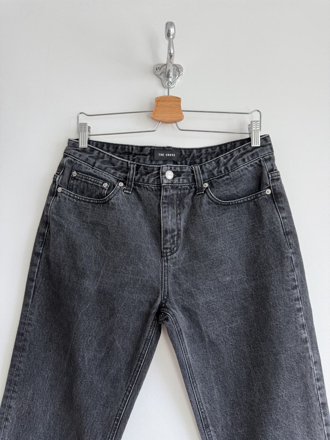 Pre owned 워싱 블랙 데님팬츠 상품이미지3