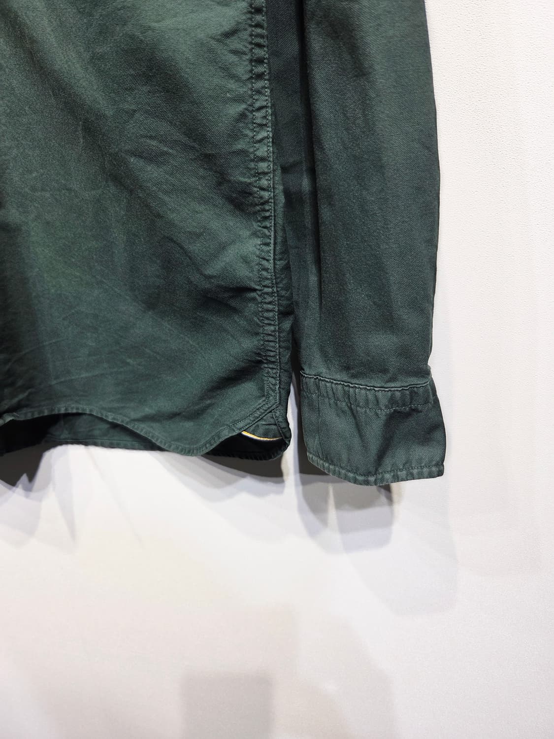 헤지스 다크 그린 클래식 핏 옥스퍼드 셔츠_105 상품이미지4