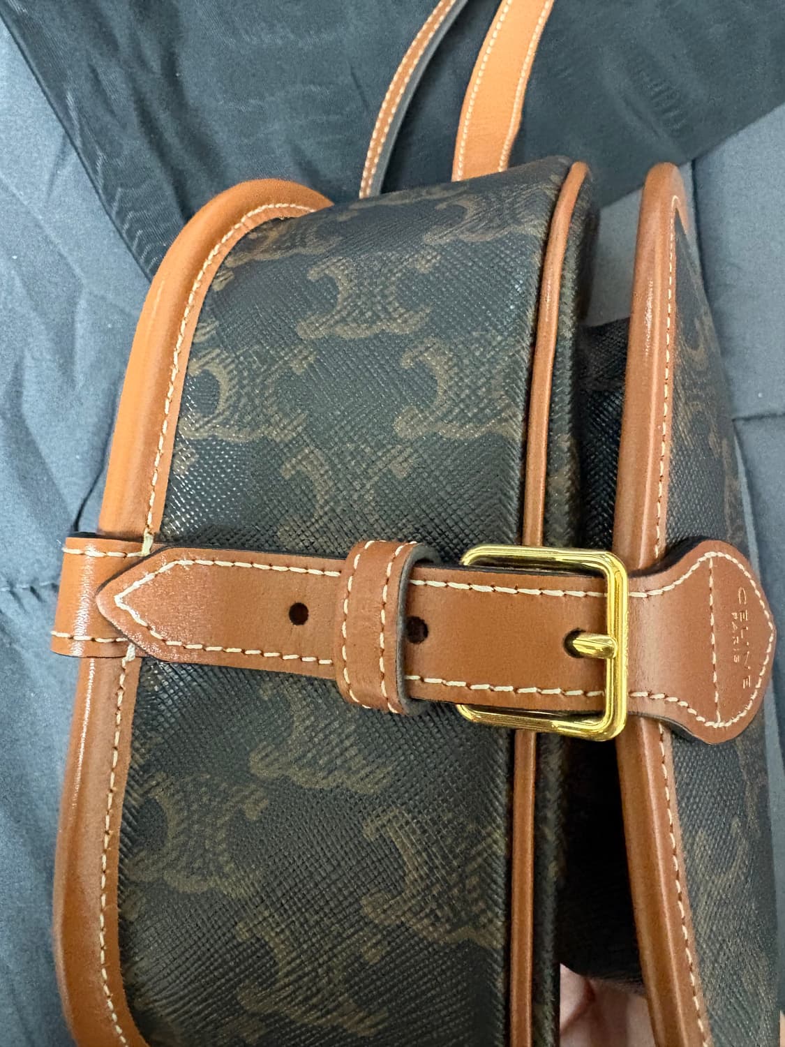 셀린느 트레오페 크로스백 상품이미지4