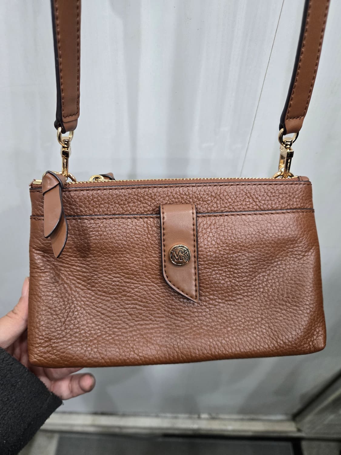 MICHAEL KORS 마이클코어스 크로스백! 투지퍼 크로스백~ 상품이미지2