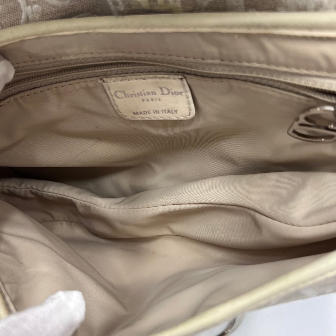 디올 오블리크 새들백 베이지 화이트 실버 상품이미지9