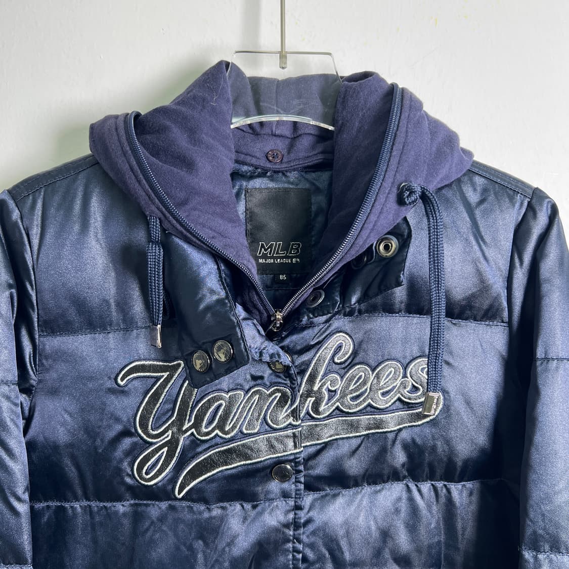 MLB 엠엘비 뉴욕양키스 네이비 후드 패딩 점퍼 85 상품이미지4