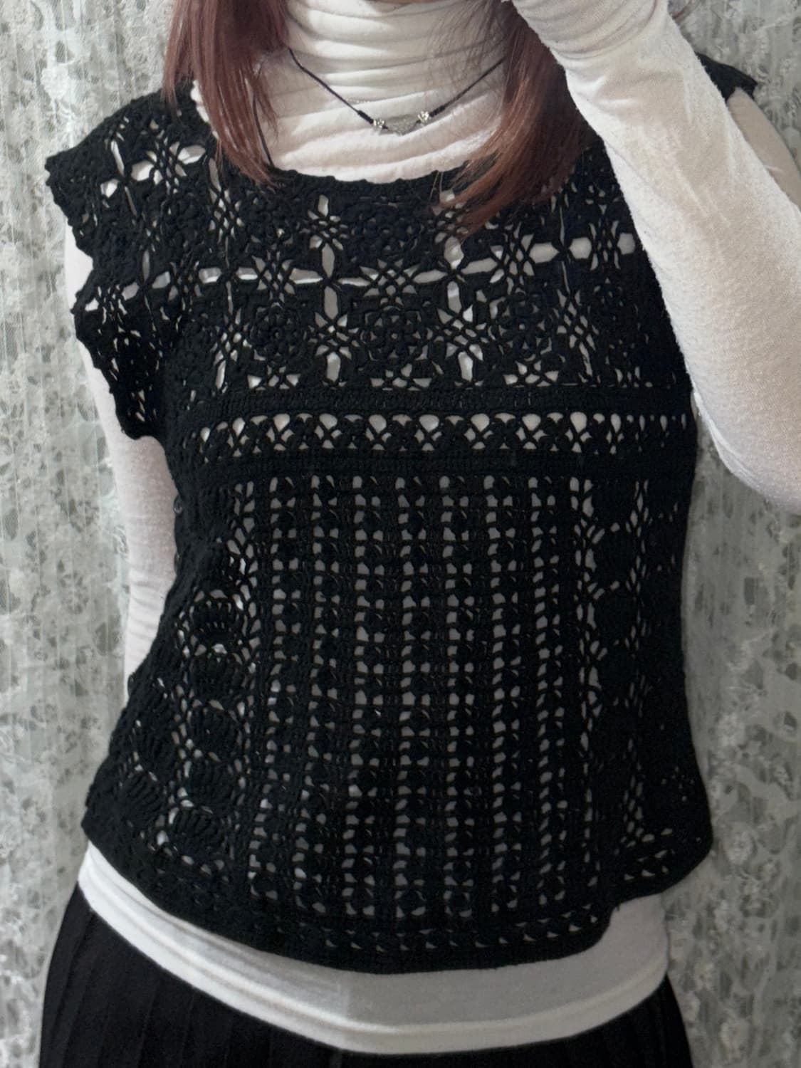 Black crochet vest 상품이미지2