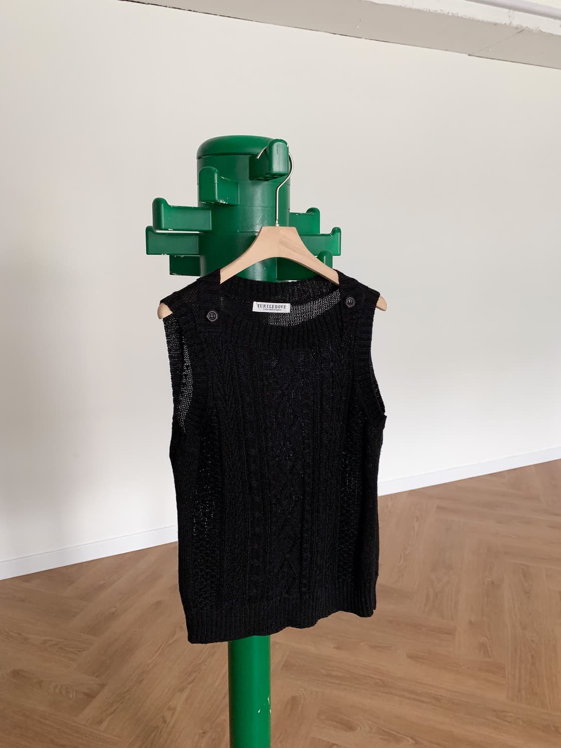 스퀘어넥 버튼 니트 베스트 90-95  상품이미지6