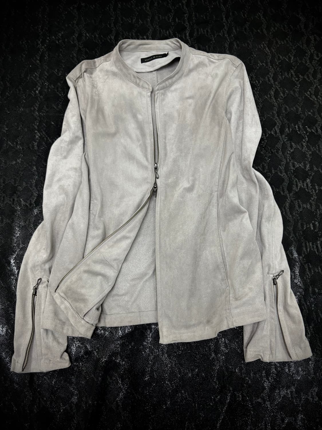 “FUGA” Minimal Design 2-Way Jacket 상품이미지1