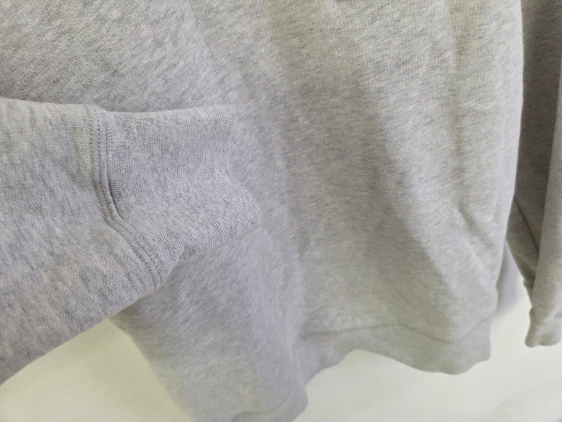 AMI  아미 숫자 9 로고 맨투맨 상품이미지4