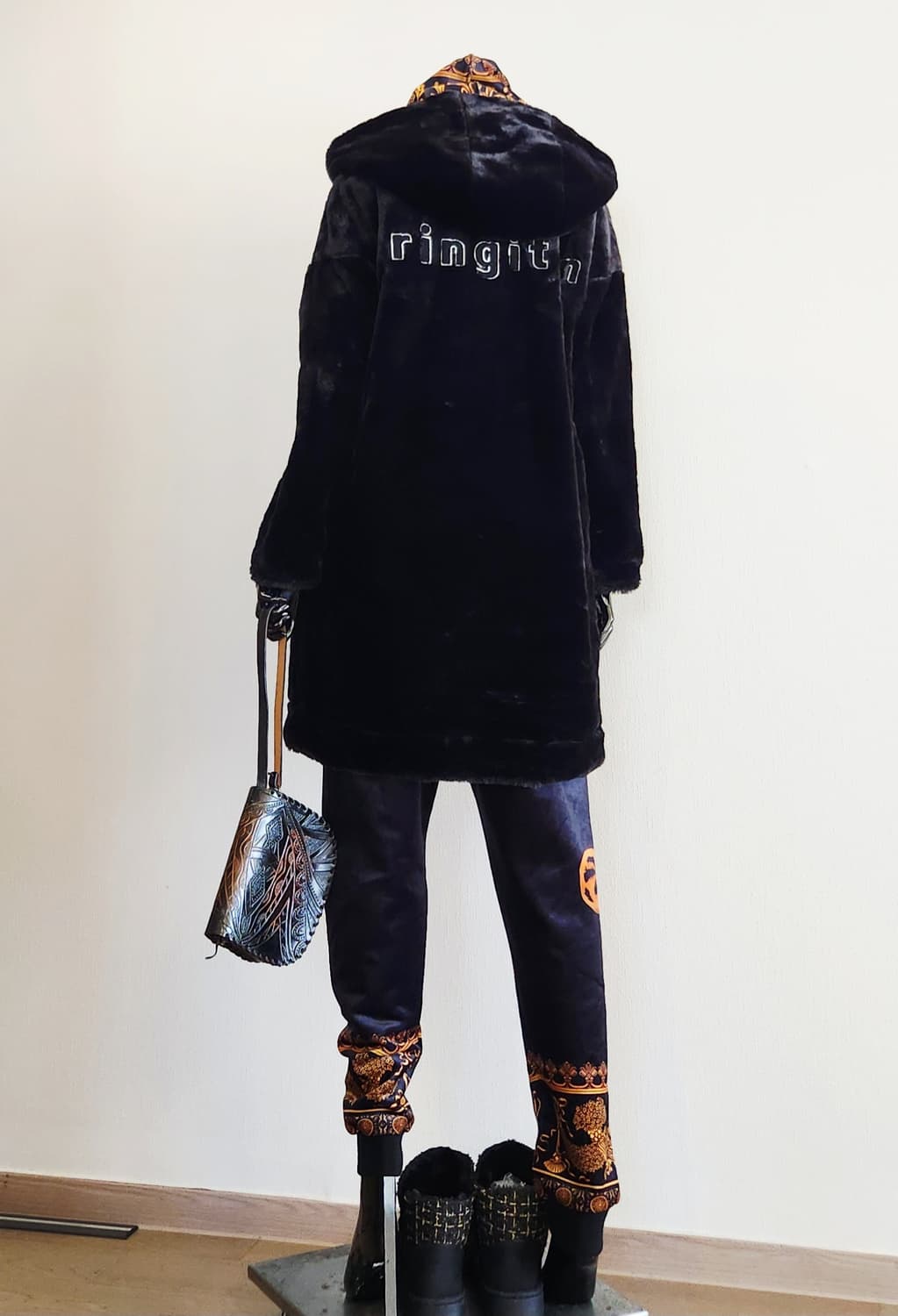 디스트나인 리버시블 퍼점퍼  상품이미지5