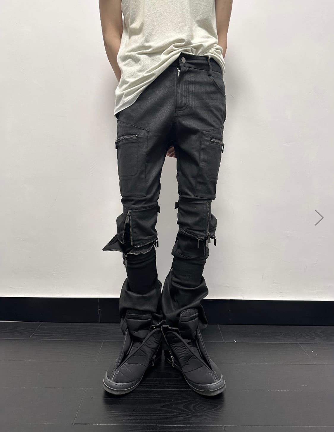 Fromtheisland Faux wax Cross zip Flare 상품이미지2