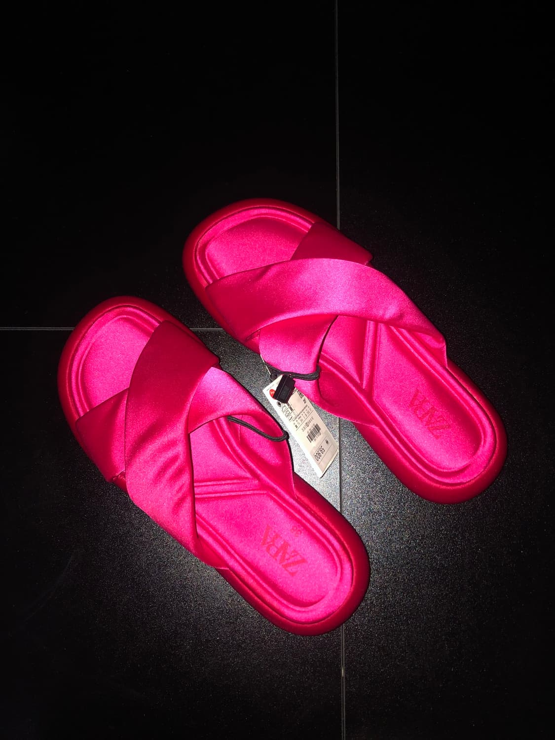 [새상품/245] 자라 새틴 플랫폼 샌들 마젠타 상품이미지4