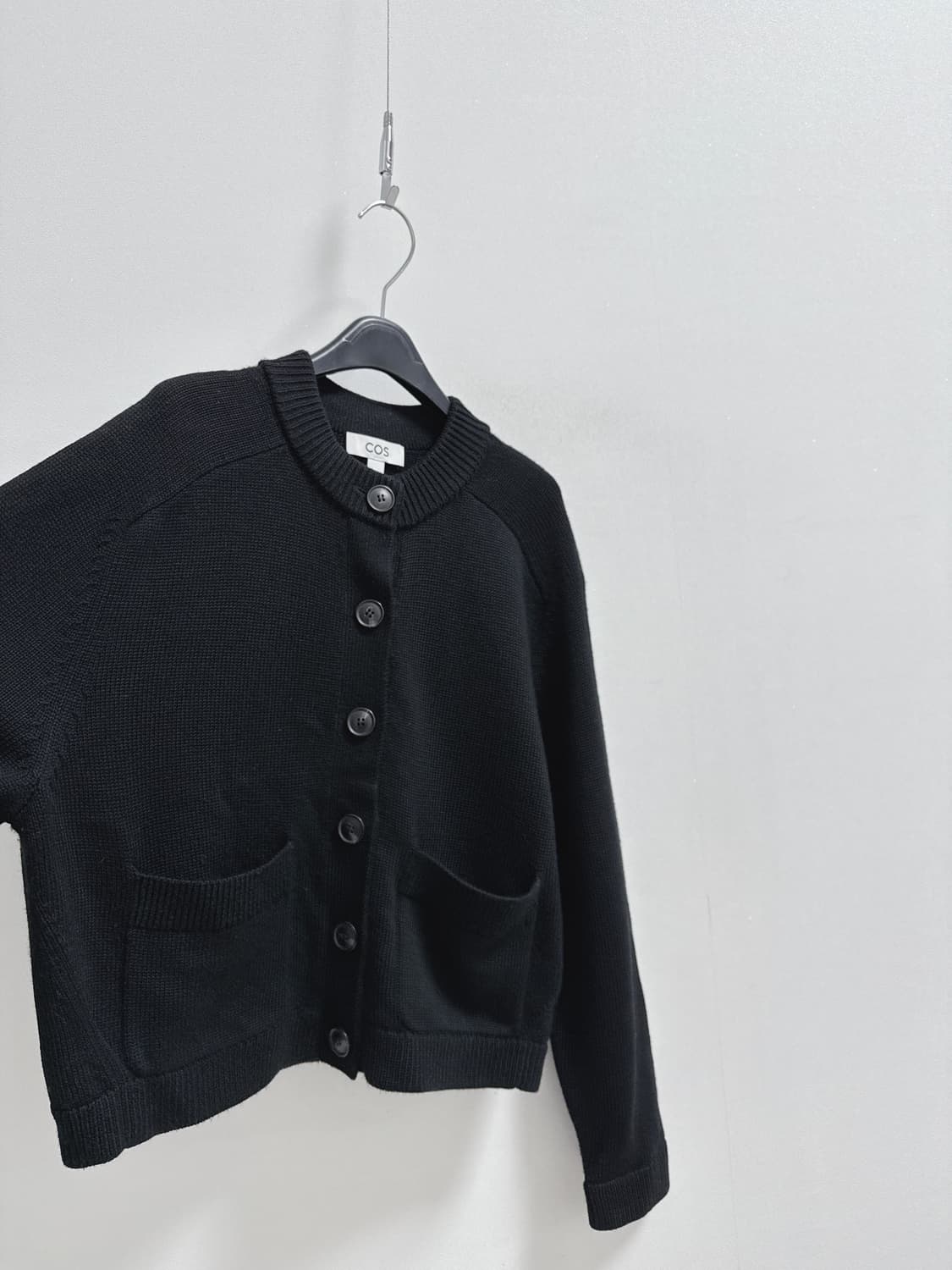 코스 크루넥 울 가디건 블랙 상품이미지7