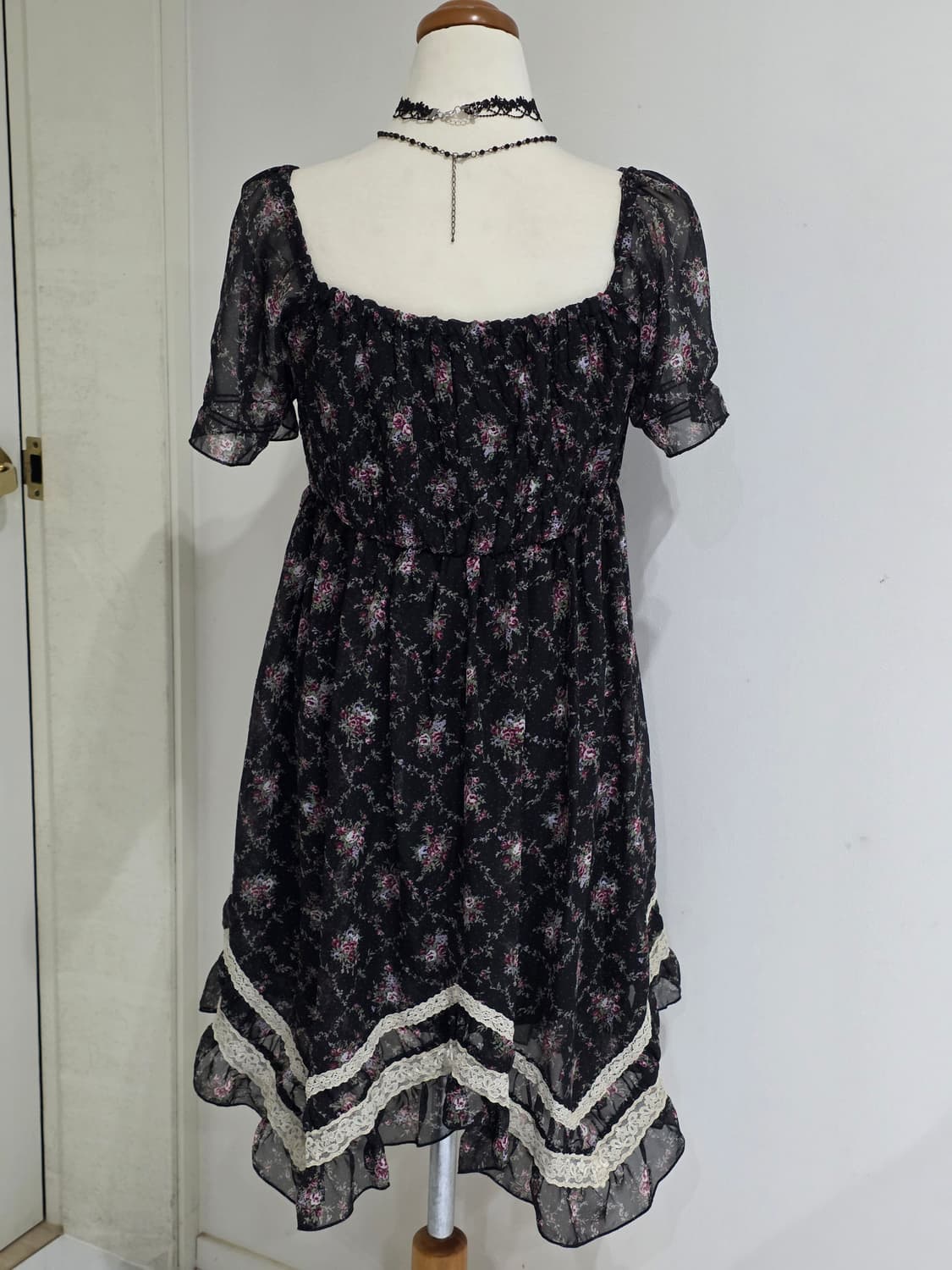 엑시즈팜 일본빈티지)블랙로즈 플로럴 고딕로리타 모리걸 레이스프릴 롱원피스 상품이미지4