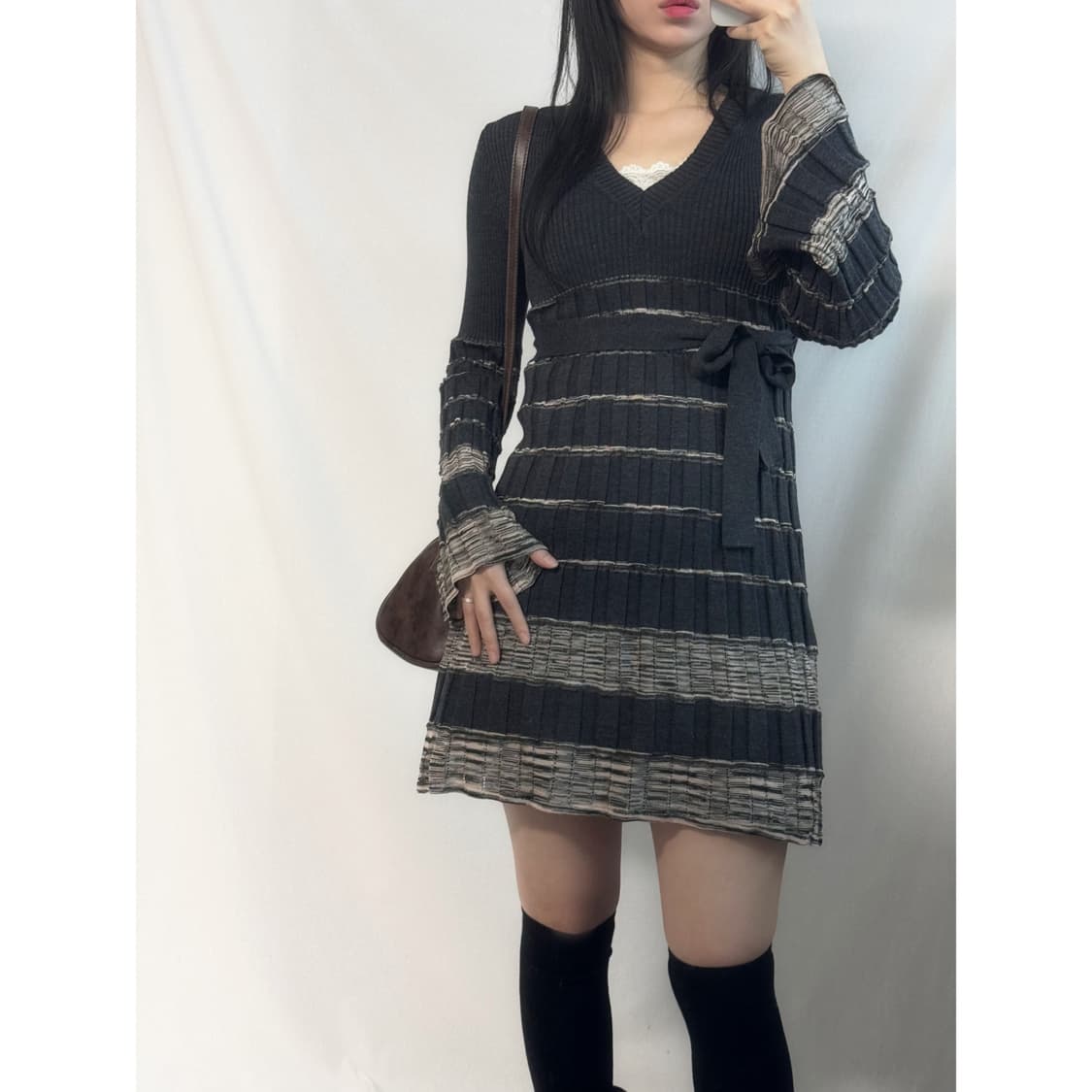 레이어드 레이스 타이 벨 슬리브 플리츠 니트 원피스 2pcs SET 상품이미지1