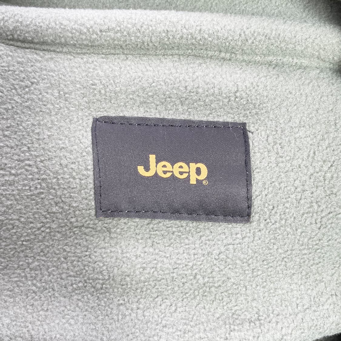 B1 지프(JEEP) 카키색 미니멀 플리스 집업 자켓 95사이즈 상품이미지4