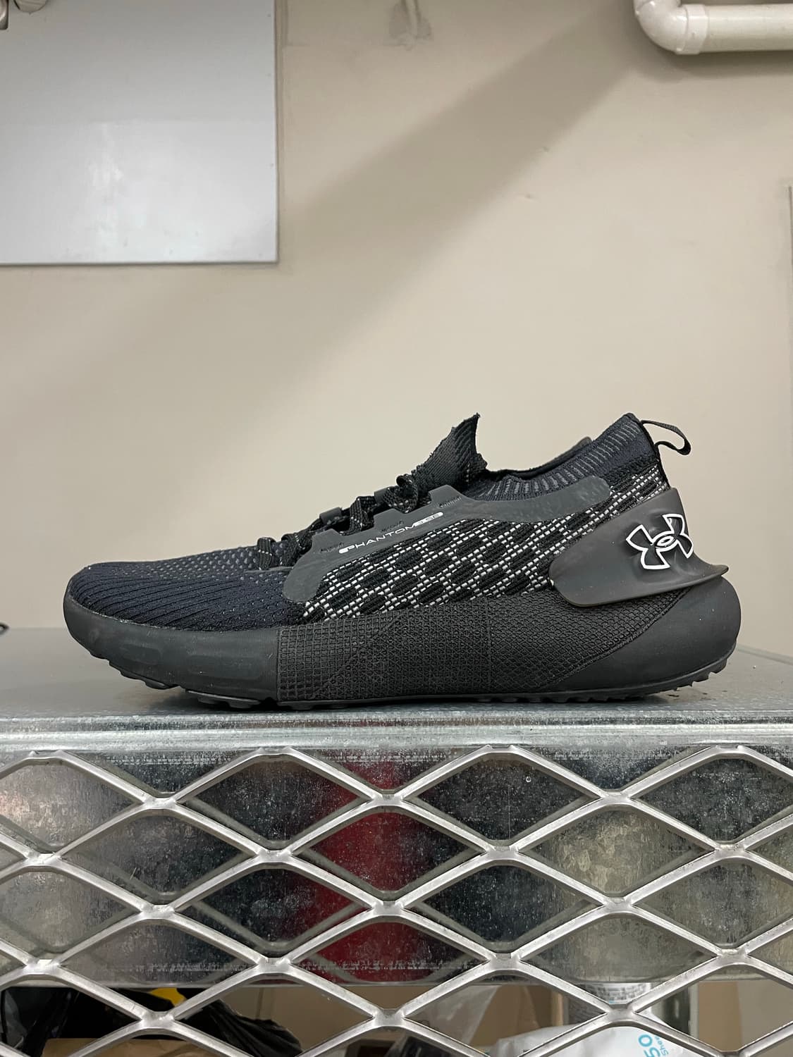 언더아머 호버 팬텀3 255 상품이미지1