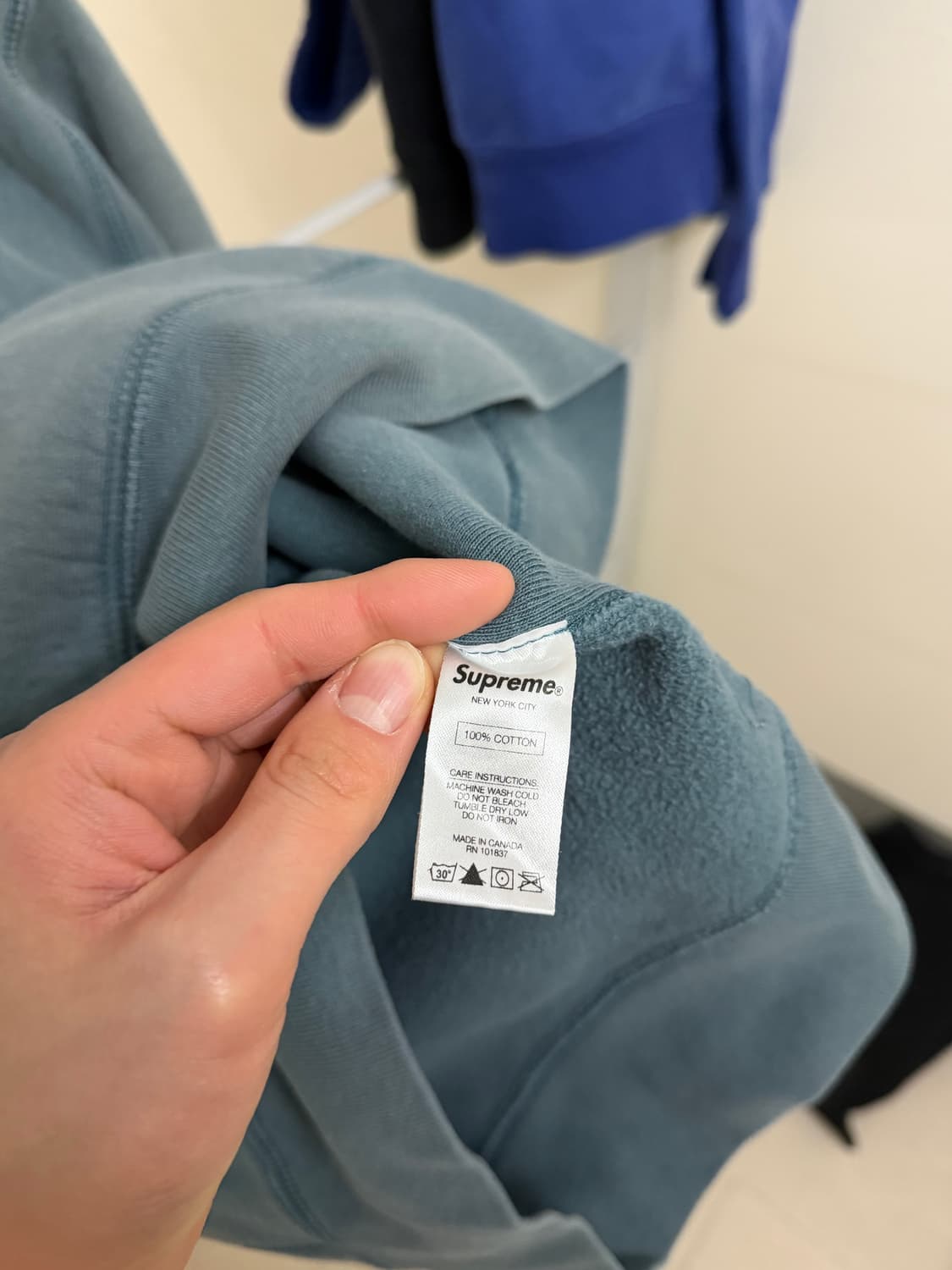 슈프림 [정품] 크라운 후드티 (시세 30만) 자수 로고 m(100) 상품이미지4