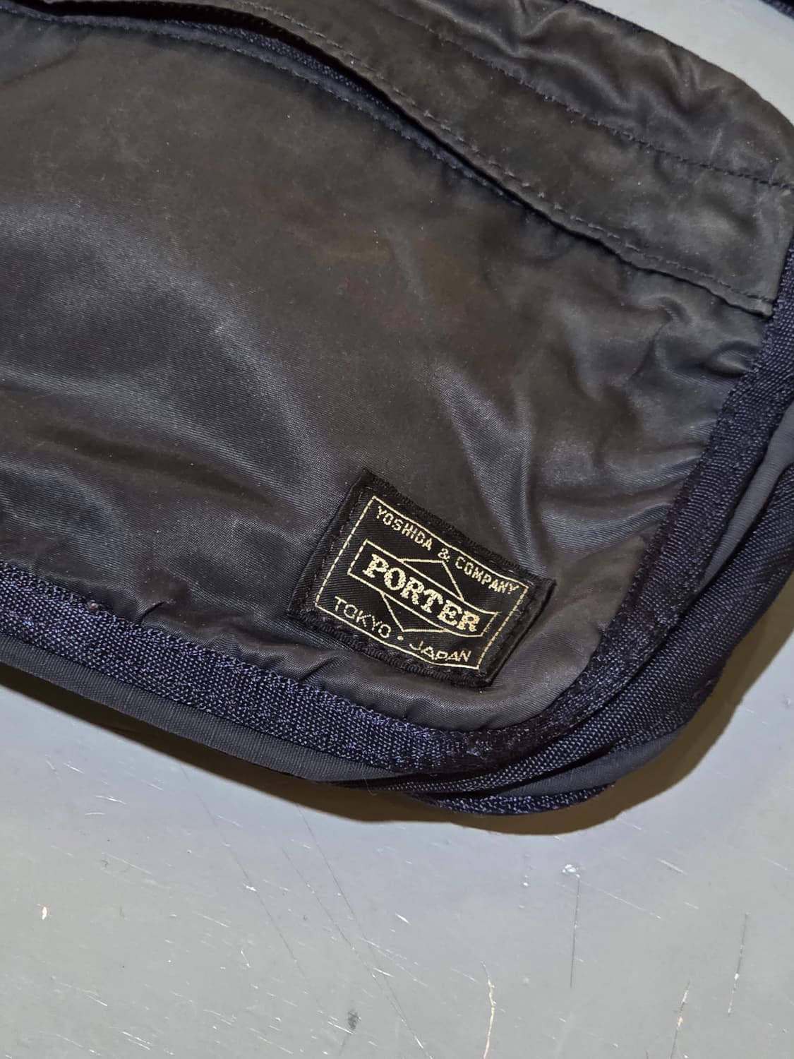 Yoshida porter 포터 딥네이비 미니크로스백 상품이미지2