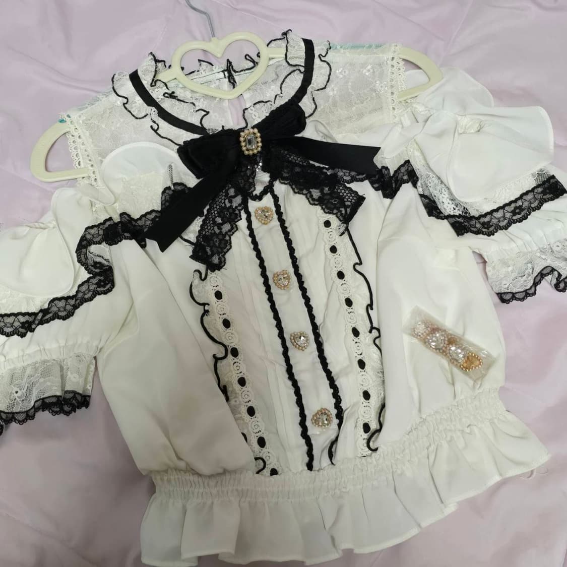 리즈리사 오프숄더 블라우스 양산형지뢰계 상품이미지2