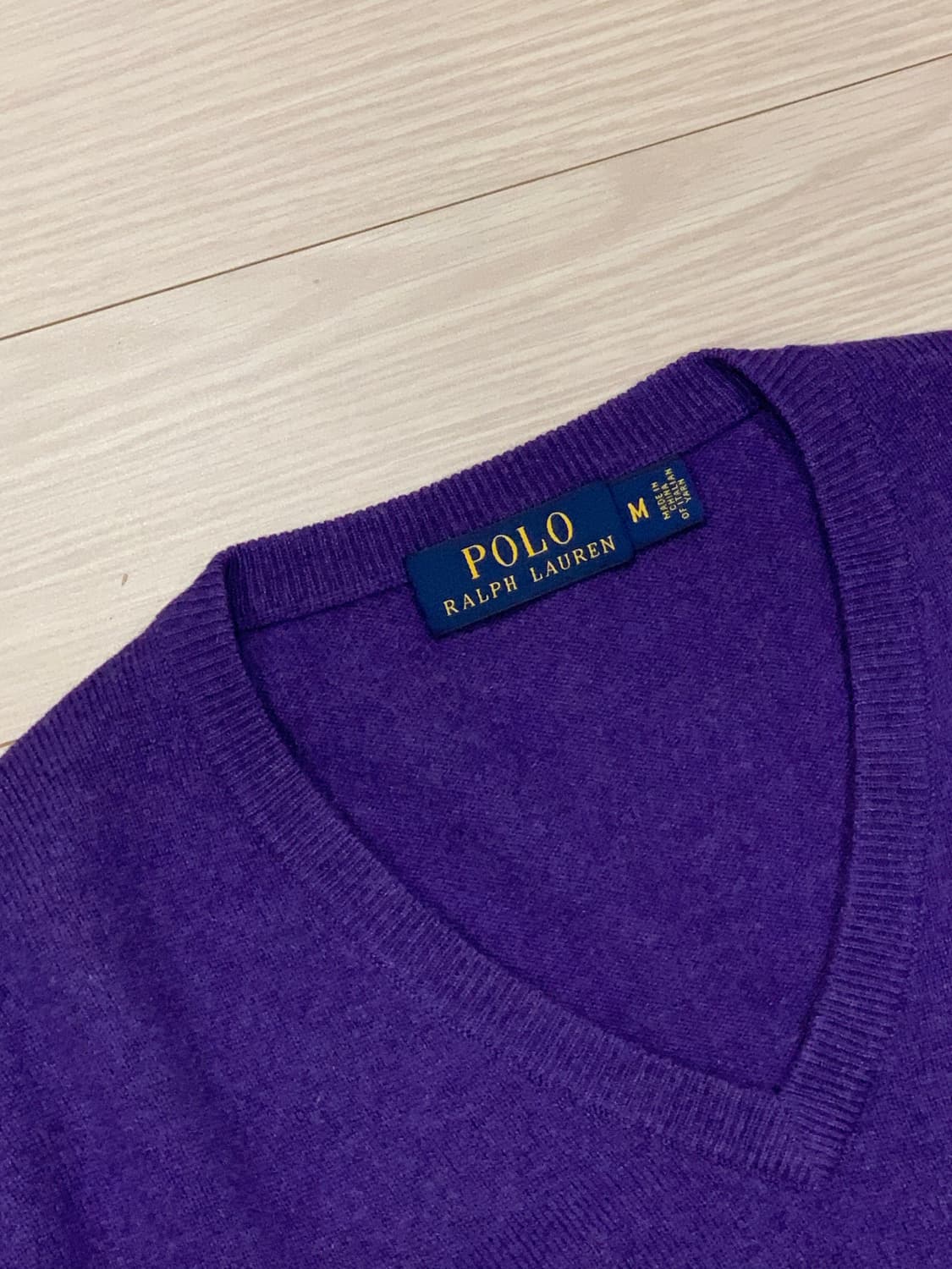 폴로 랄프로렌 퍼플 울 브이넥 니트 상품이미지4