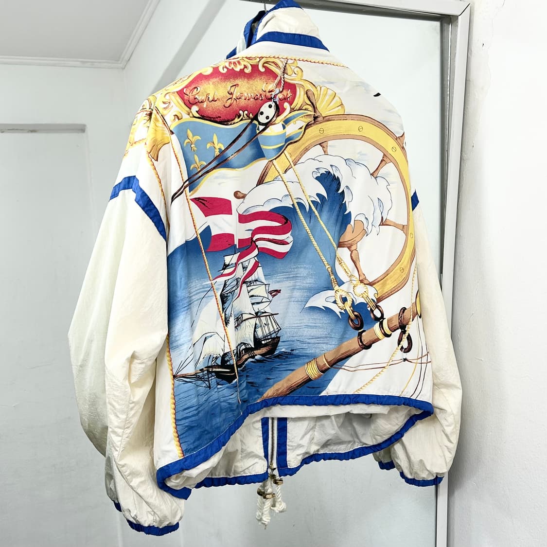 East West 패턴 나일론 자켓 상품이미지5