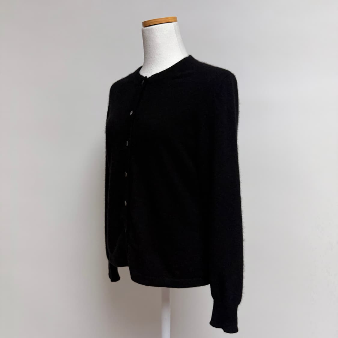 [캐시미어 100%] 블랙 라운드 가디건 M-L 상품이미지2