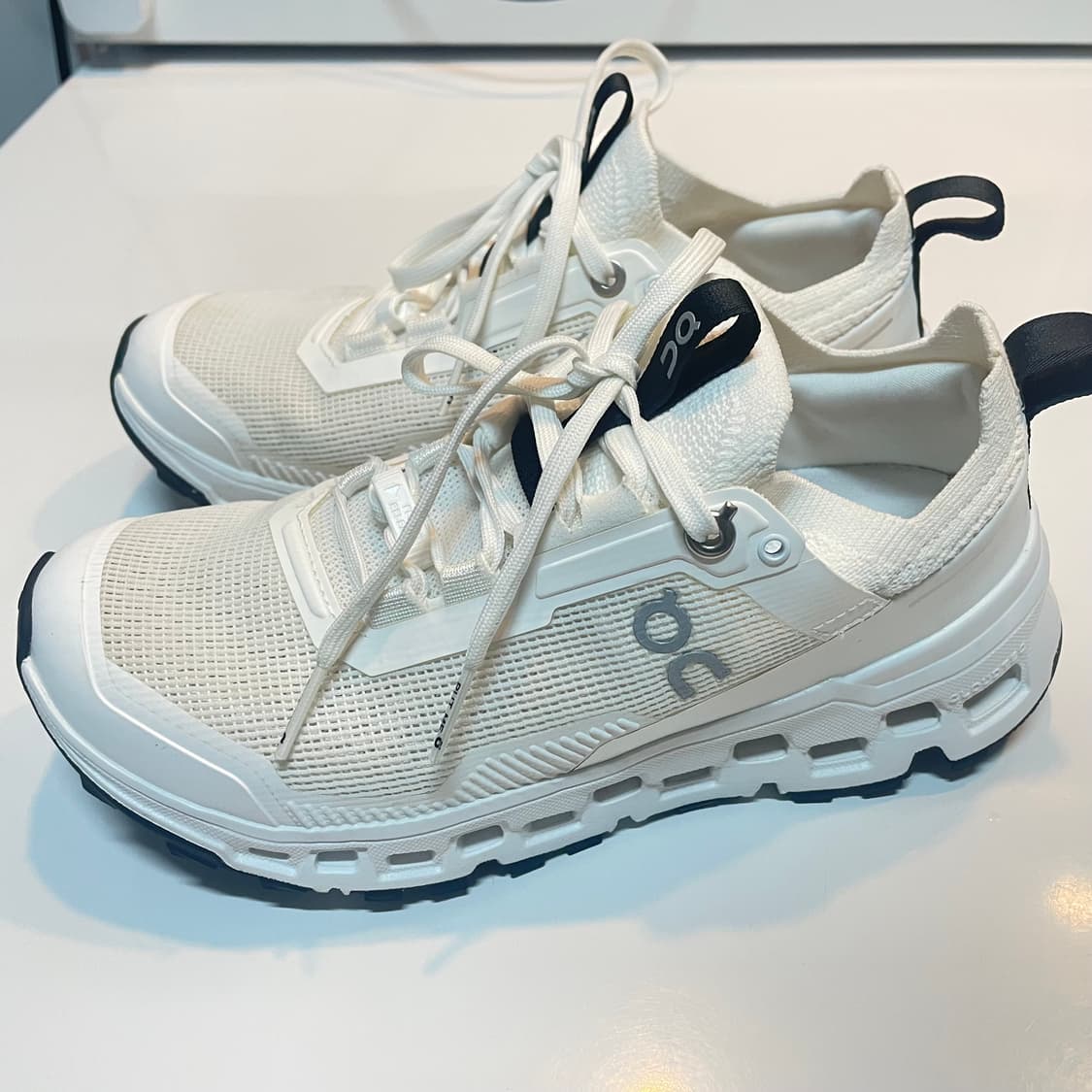 온러닝 클라우드 울트라2 225 상품이미지1