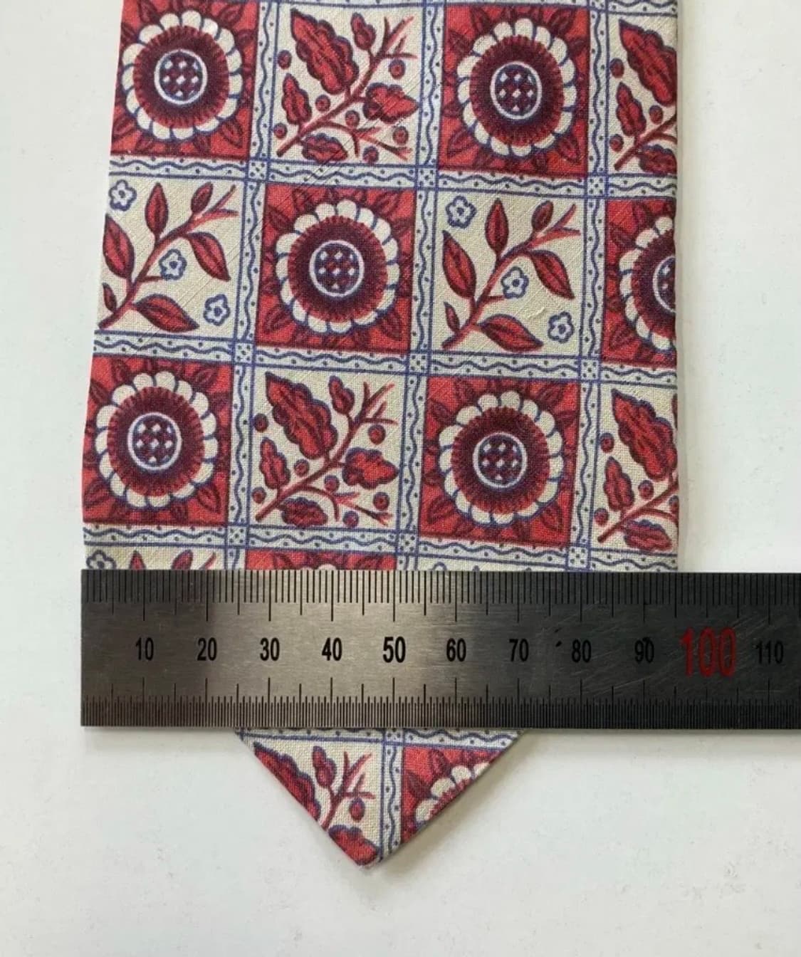 입생로랑 넥타이 상품이미지8