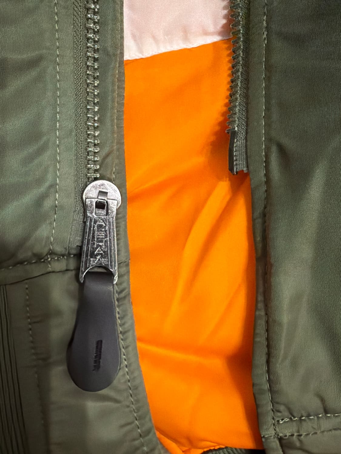 CDG x ALPHA INDUSTRIES MA1 (카키색 Large) 상품이미지5