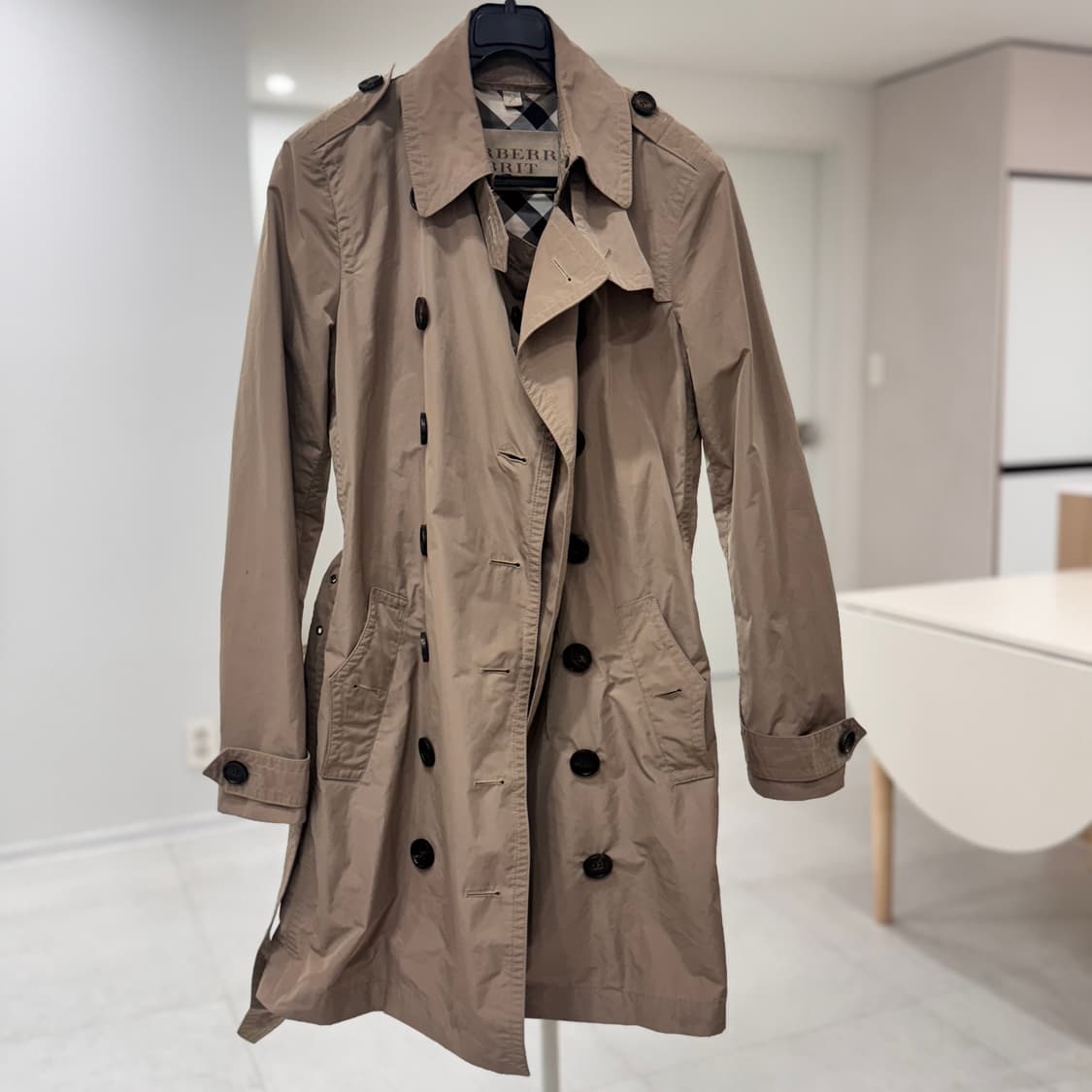 버버리 여성 트렌치코트 상품이미지2
