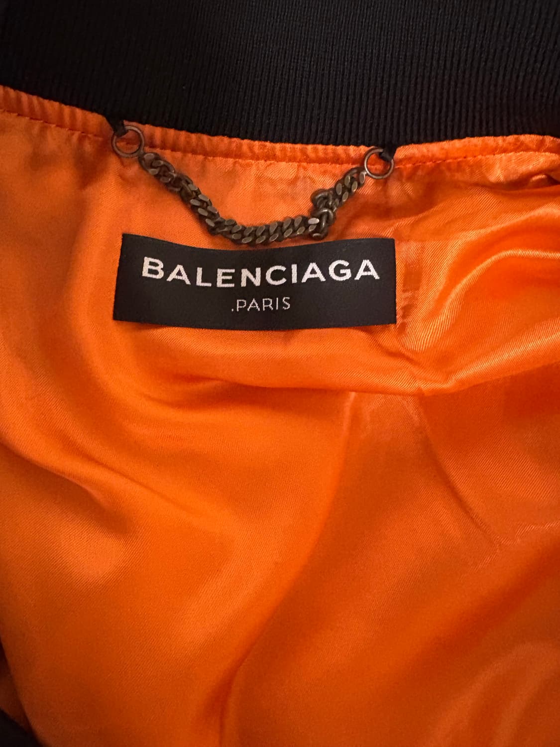 발렌시아가 17ss 크롭 봄버 상품이미지2