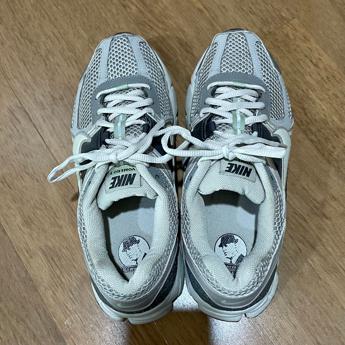 나이키 줌 보메로 5 코블스톤 앤 플랫 퓨터 275 상품이미지5