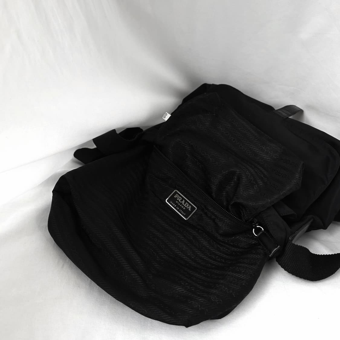 [정품 PRADA] 프라다 포코노 나일론 크로스백 주우재백 남녀공용 상품이미지6