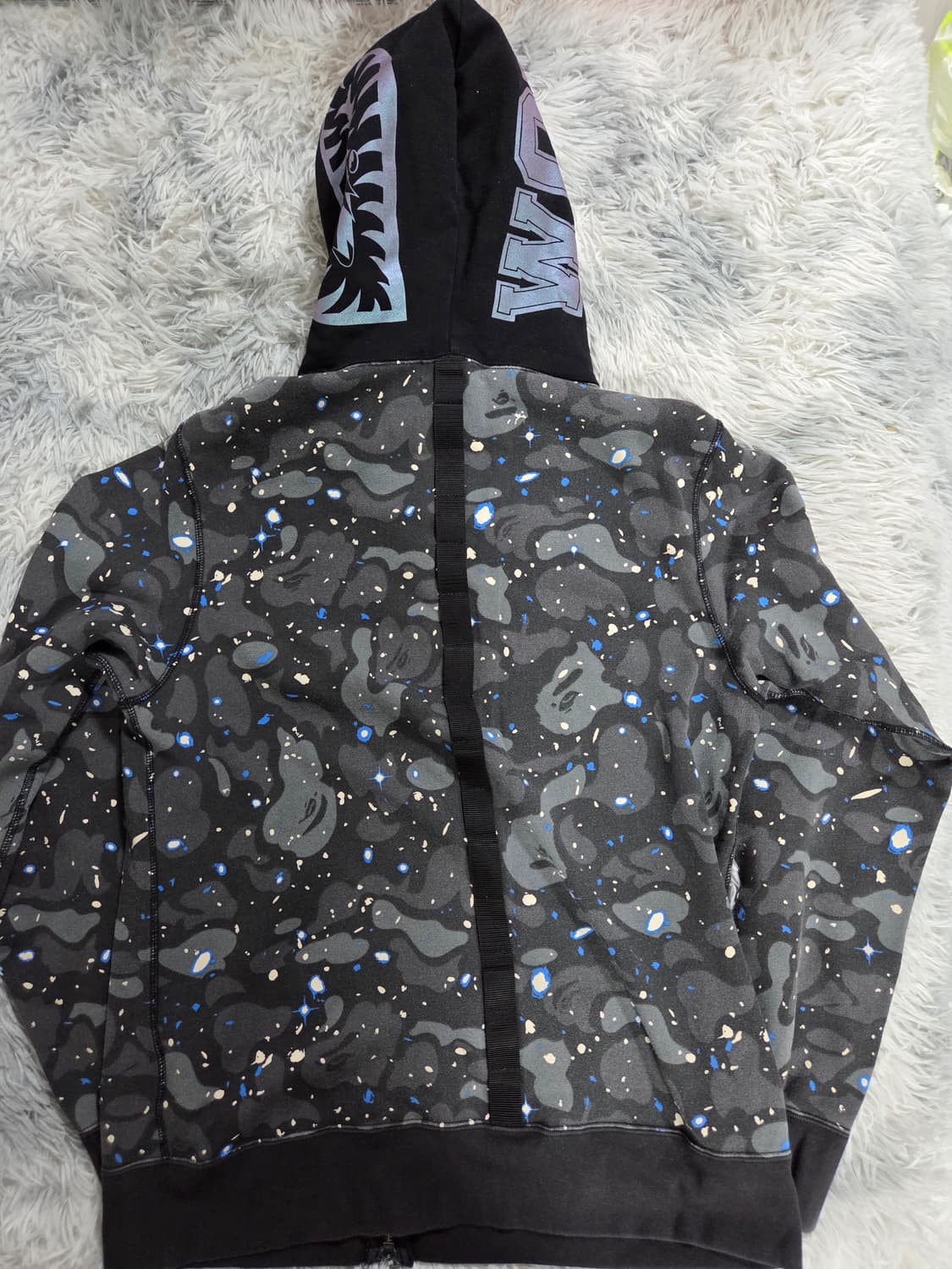 베이프 스페이스 카모 샤크 야광 후드집업 상품이미지2