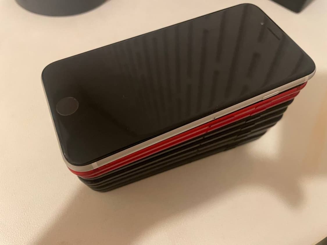 아이폰se2 64gb 상품이미지1